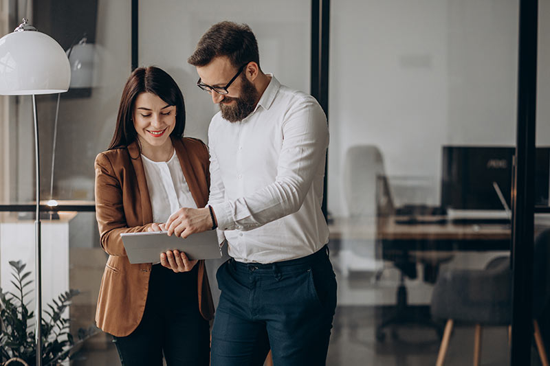 Choosing the Right LED Power Supply for Signage Projects