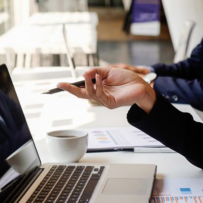 Latest Trends in Illuminated Signage Design